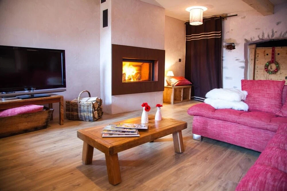 Chalet With 4 Bedrooms in Bourg-saint-maurice, With Wonderful Mountain