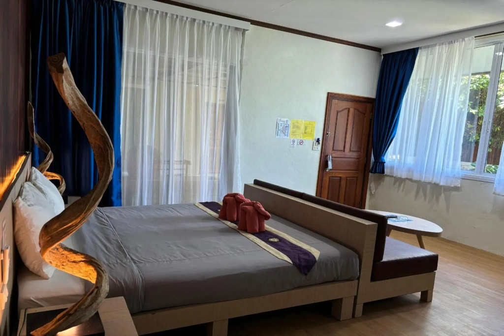 Paradise Resort Phi Phi