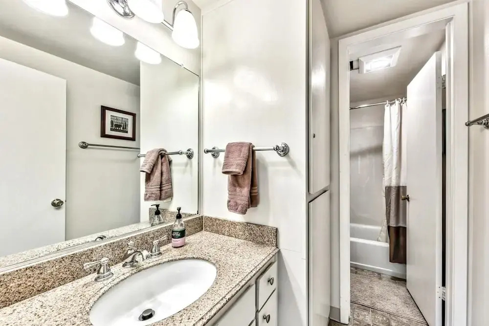 920 Bal Bijou 1 Bedroom Condo