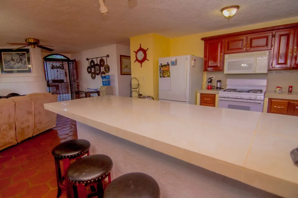 Caracol Peninsula 320 - 3 Br apts