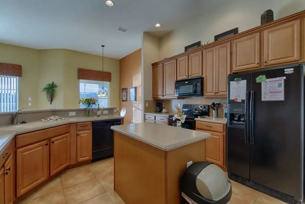 Beautifully Positioned Lake View Home