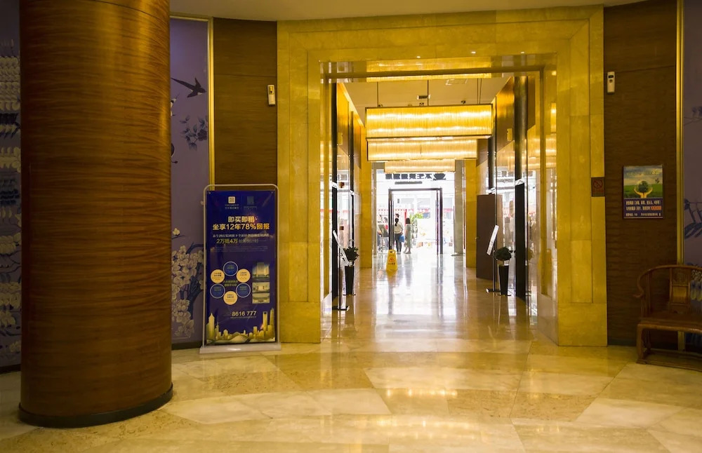 The Posh Hotel