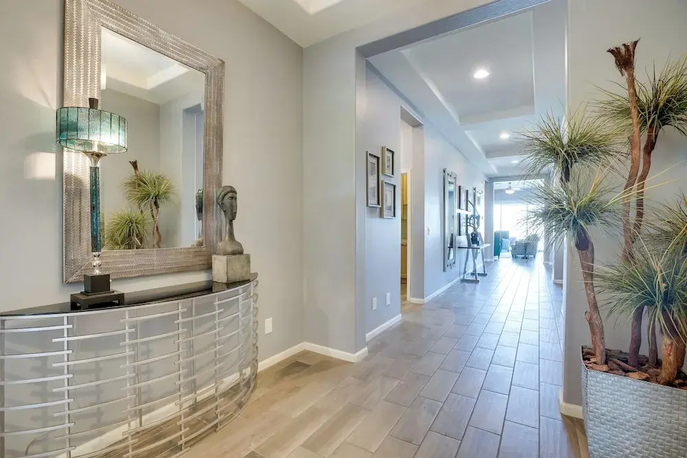 6 Mi to Luke Afb: Oasis w/ Private Pool