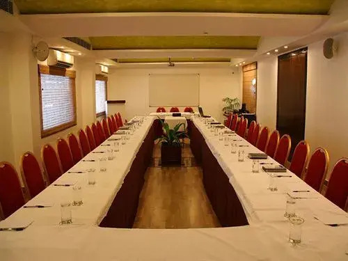 Hotel Karan