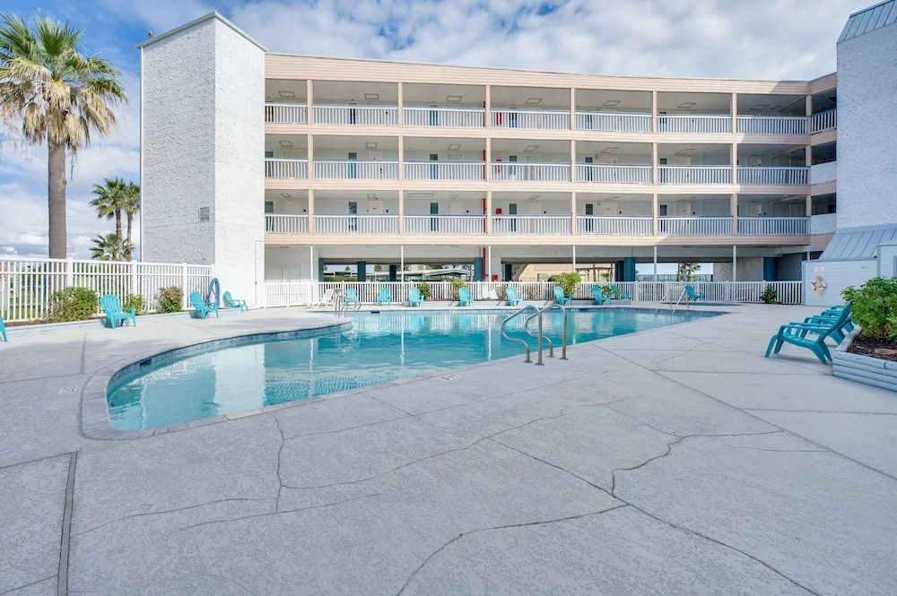 Corpus Christi Condo: Pool + Access To North Beach