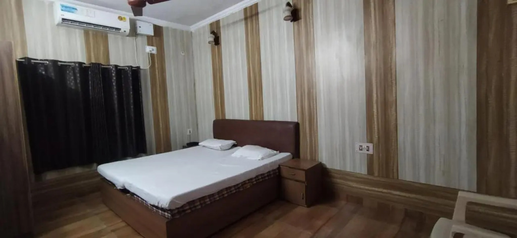 Hotel Samrat