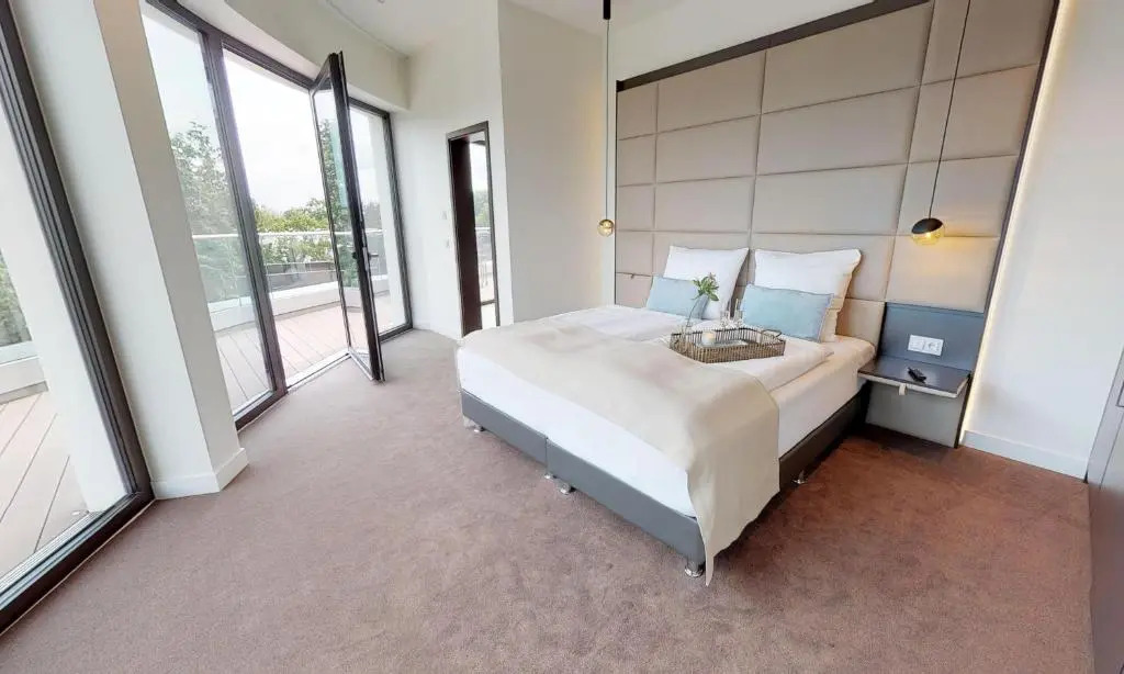 White Pearl Apartment 4.50