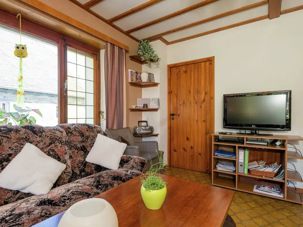 Spacious holiday home with large garden