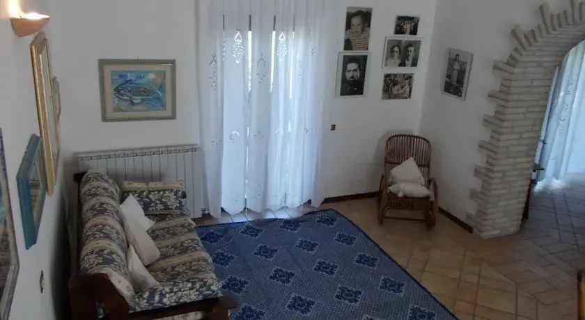 Silvia Letizia