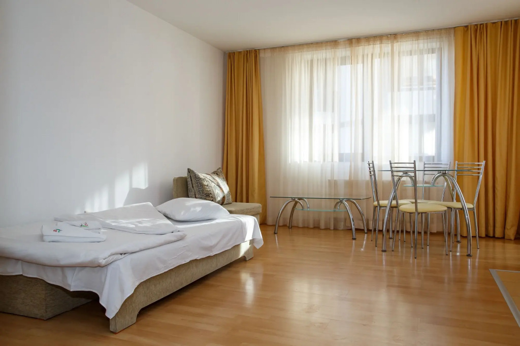 Mountain Paradise by Walnut Trees Apart hotel
