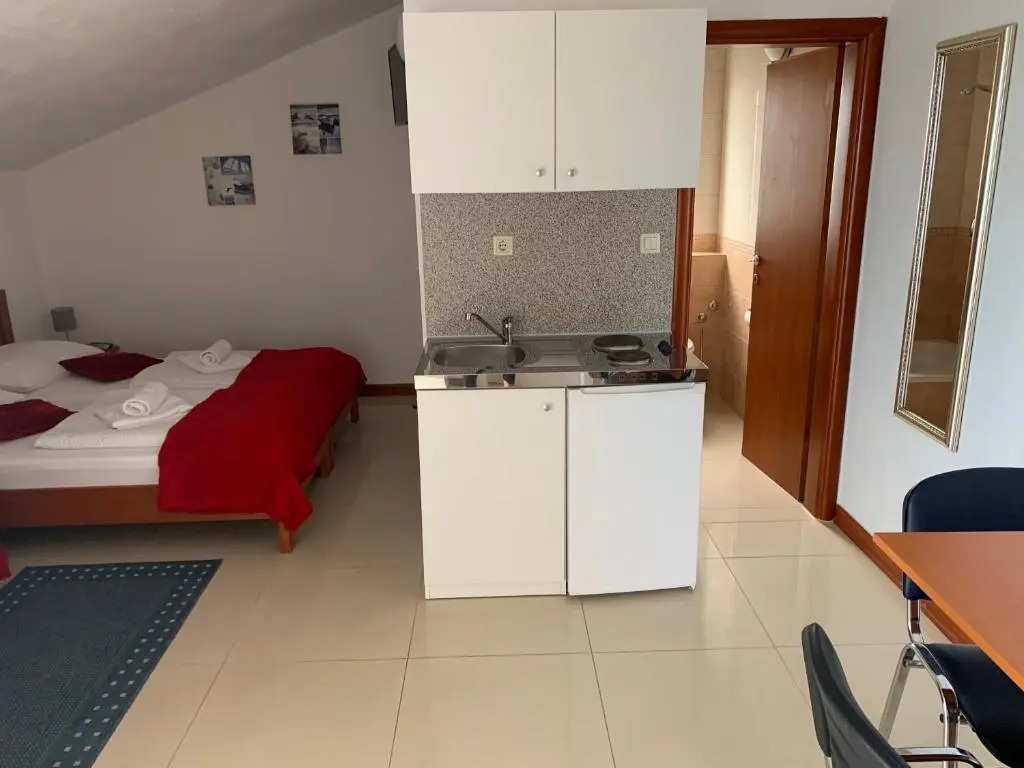 Apartments Toni 2000