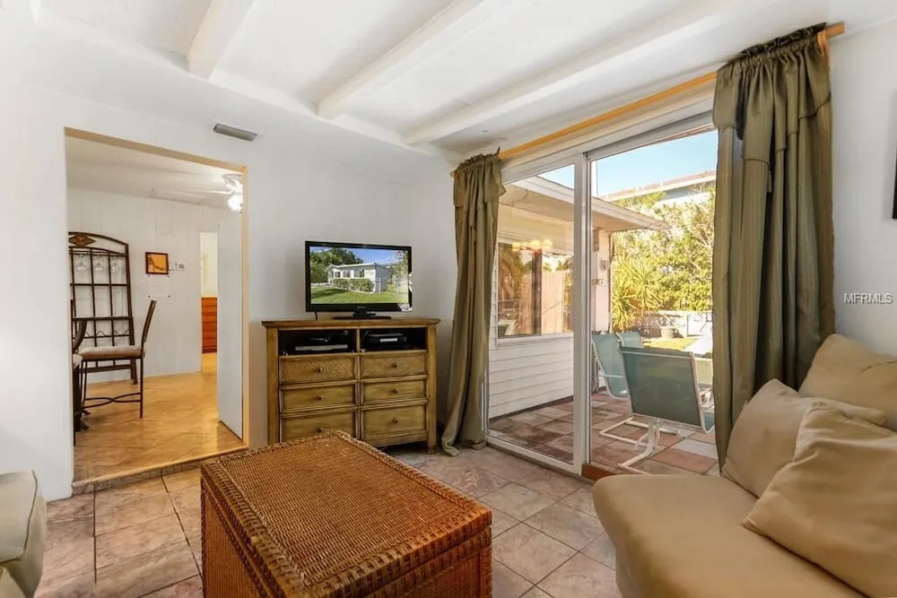 C&K's Island Retreat - 1586344