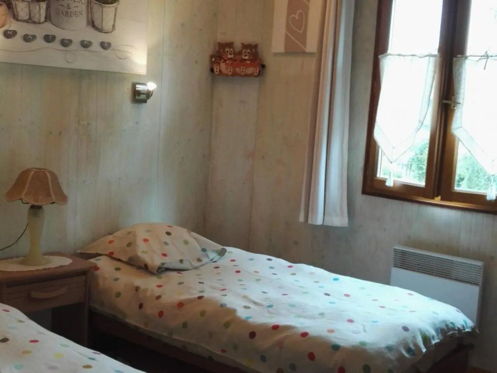 Maison en bois avec jardin, idéal randonnée, fibre haut débit, équipements bébé près du Mans et Tours - FR-1-410-195