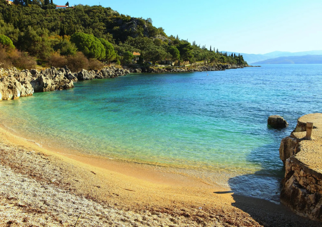 Villa Youla Large Private Pool Walk to Beach Sea Views A C Wifi Car Not Required - 1025