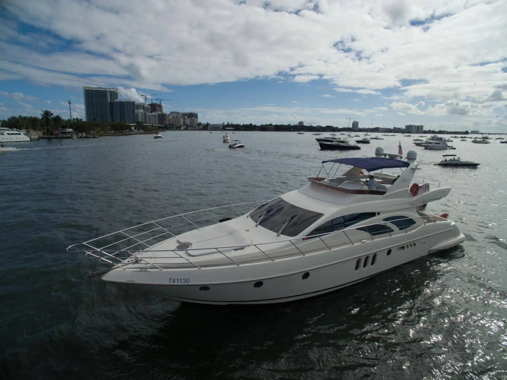 Miami Beach Luxury Yacht Charters