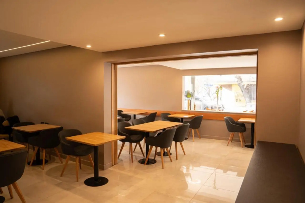 Urbana Suites