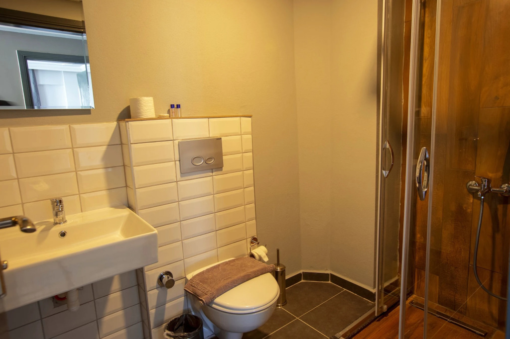 HMA Hotel & Suites