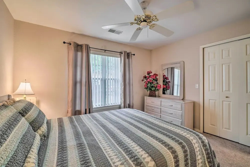 Branson Condo w/ Sunroom Near Downtown!