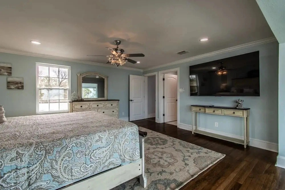 Coastal Elegance Unveiled