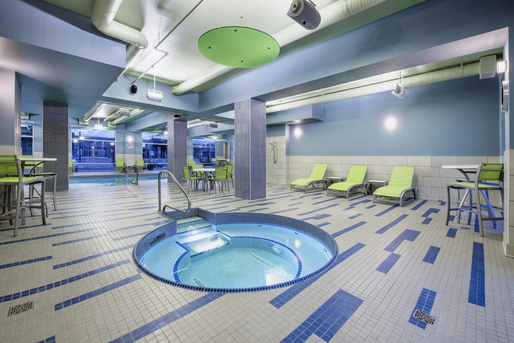 Holiday Inn Express & Suites Kelowna - East by IHG