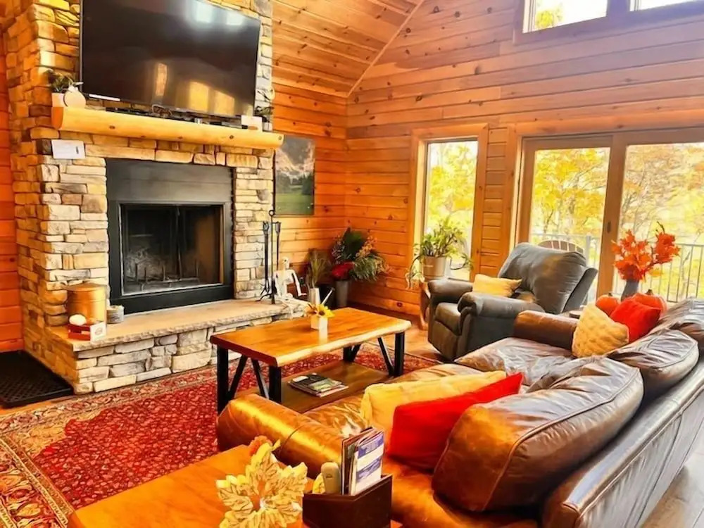 Parhelion Chalet by Taylor Made Deep Creek