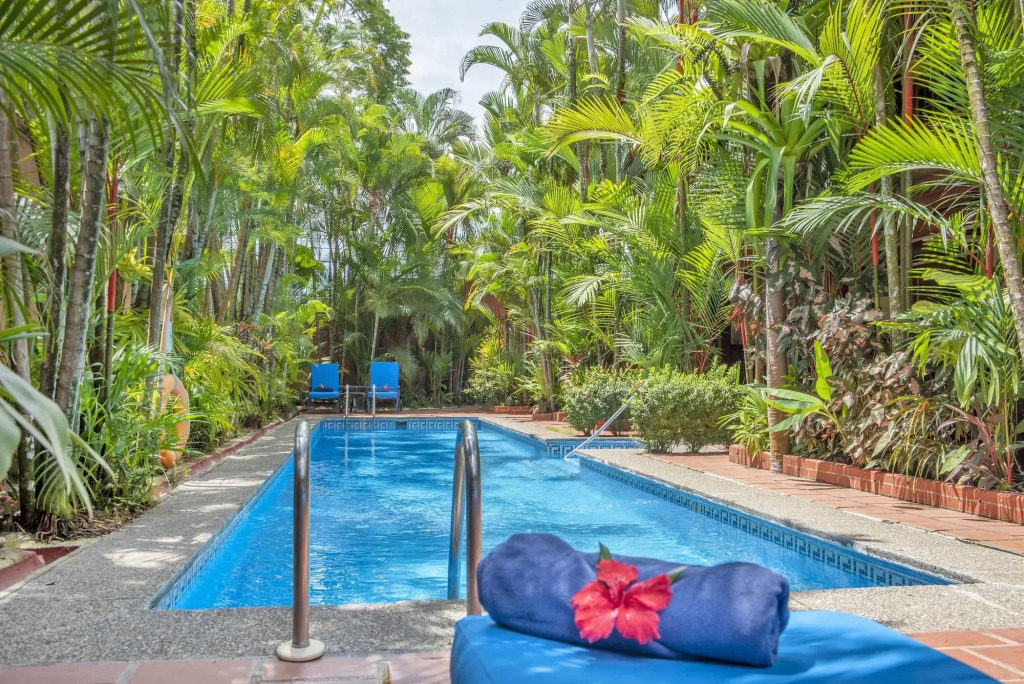 Hotel Villas Lirio
