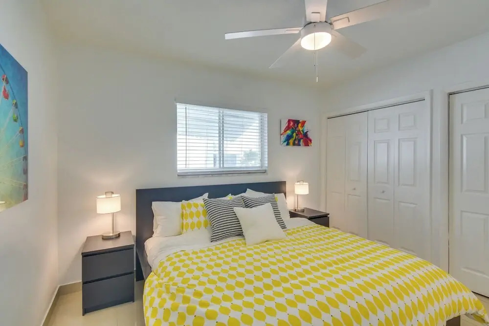 2 Mi to Ocean: Dog-friendly Hallandale Beach Condo
