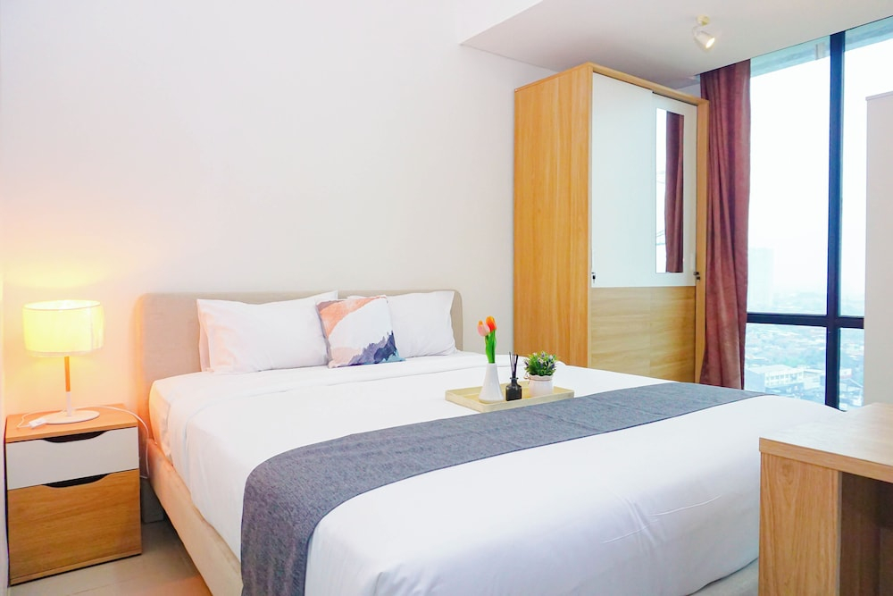 Relaxing Stay Studio At Apartment Lrt City Bekasi