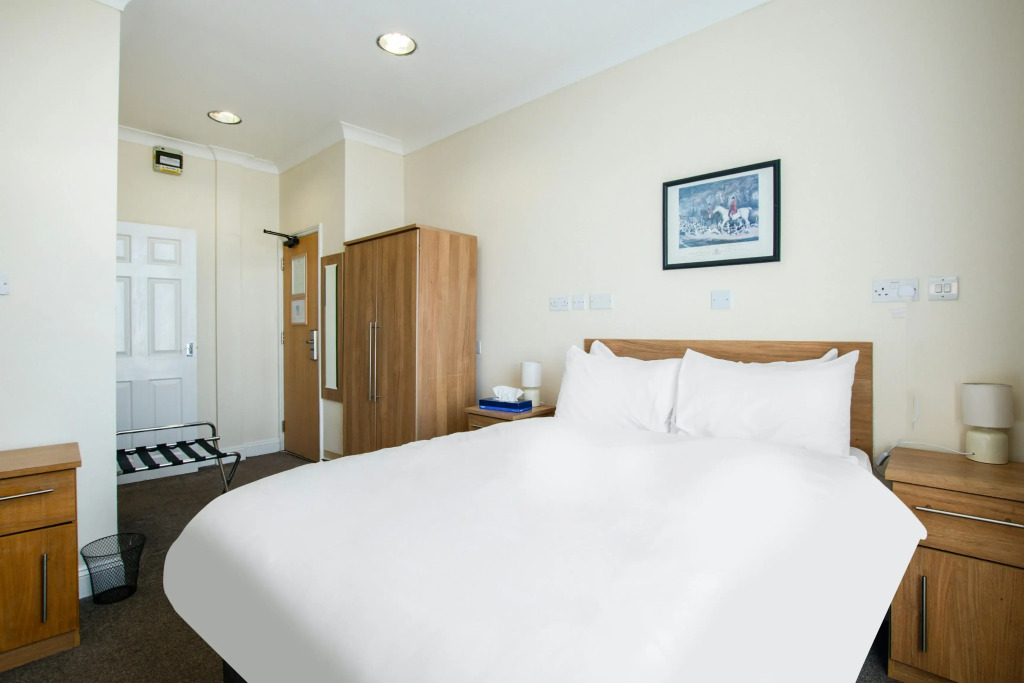 Russel Court Hotel Bournemouth Central