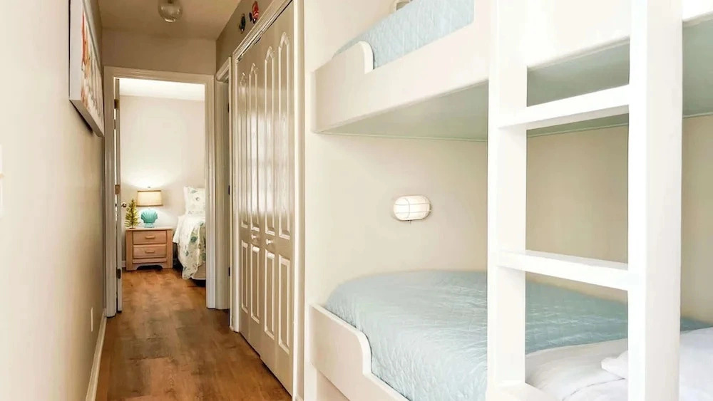 Horizon South 75C Resort-style