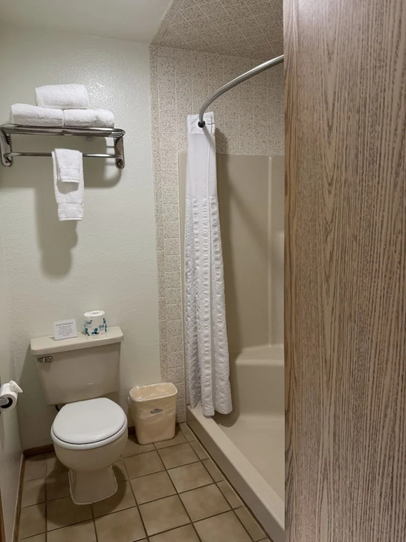 River House Inn, a Baymont by Wyndham