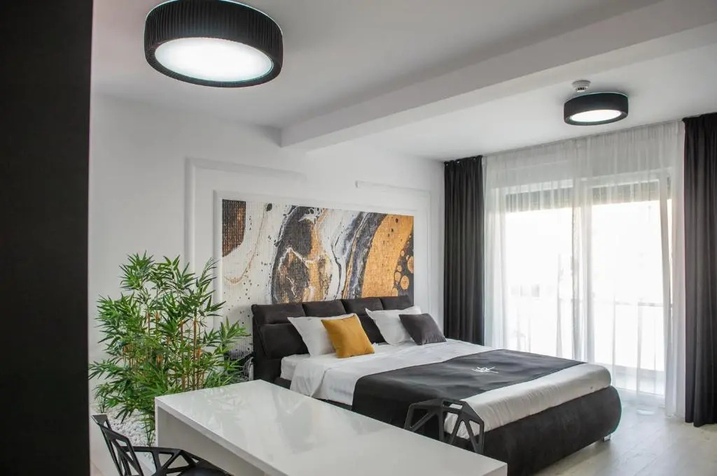 West Residence Apartments
