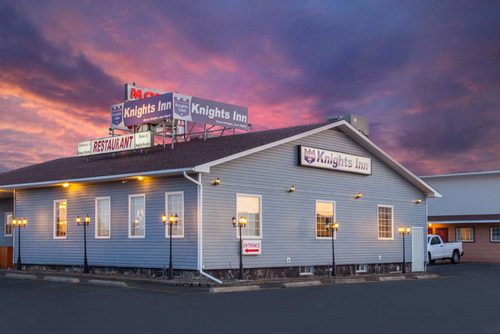 Knights Inn Woodstock