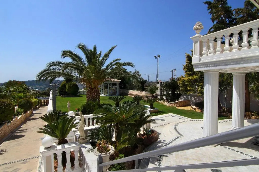 Kay Wings Resort