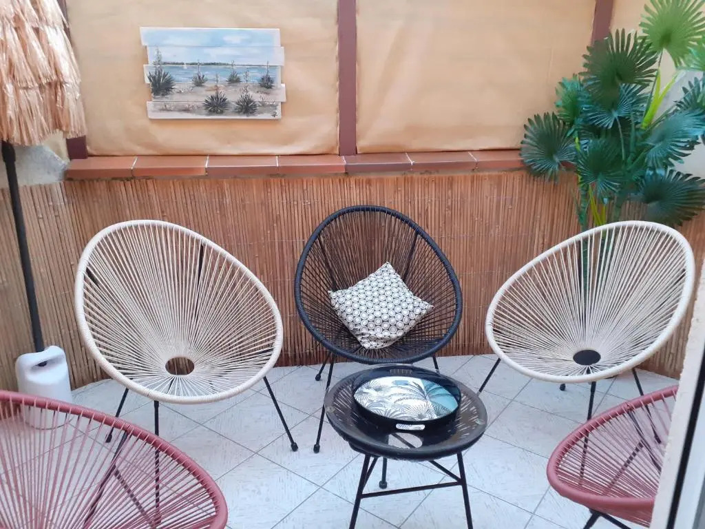 Bordeaux Chartrons Superbe T2 Avec Terrasse