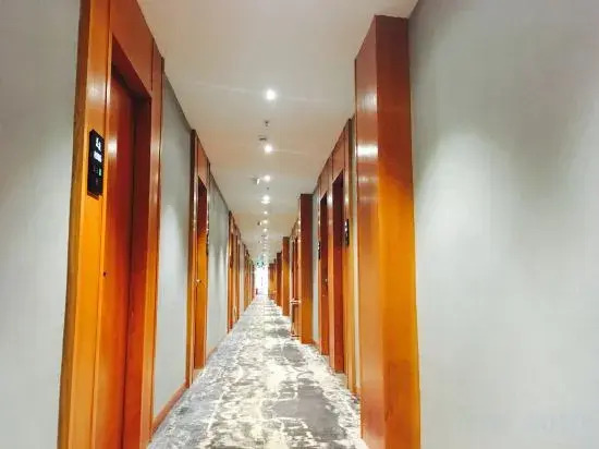 MeiYe Hotel (Guangzhou Shixi Subway Station)