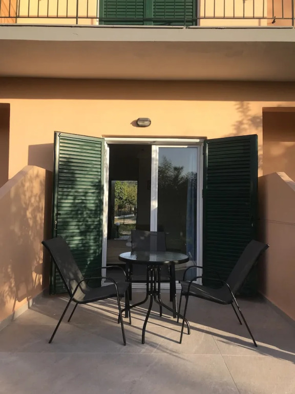 Studio in Banos Apartments with shared Swimming Pool