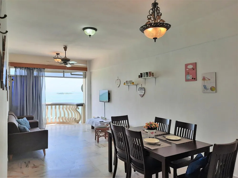 Maison Seaview Suites Port Dickson
