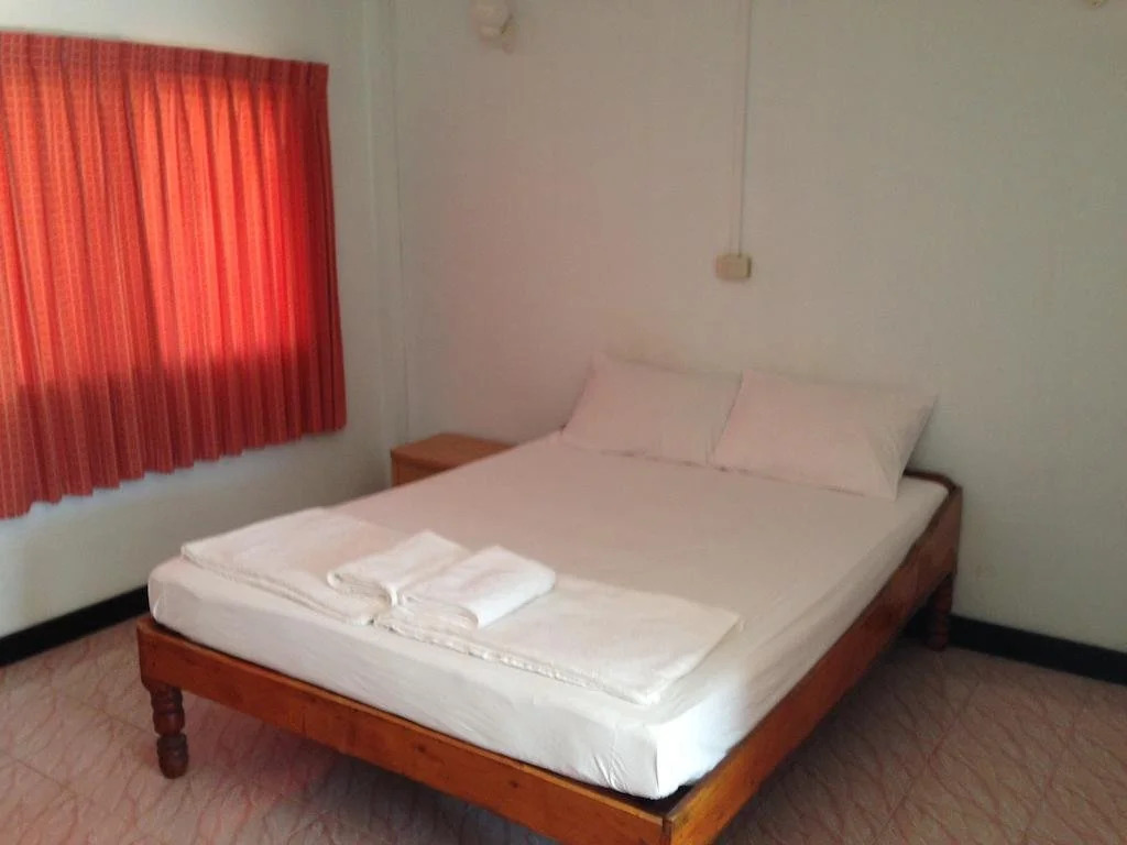 Lovely Lanta Resort