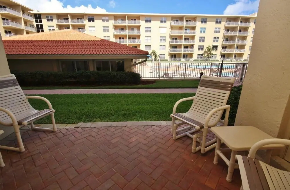 Sea Coast Gardens III 111 Apartment 2