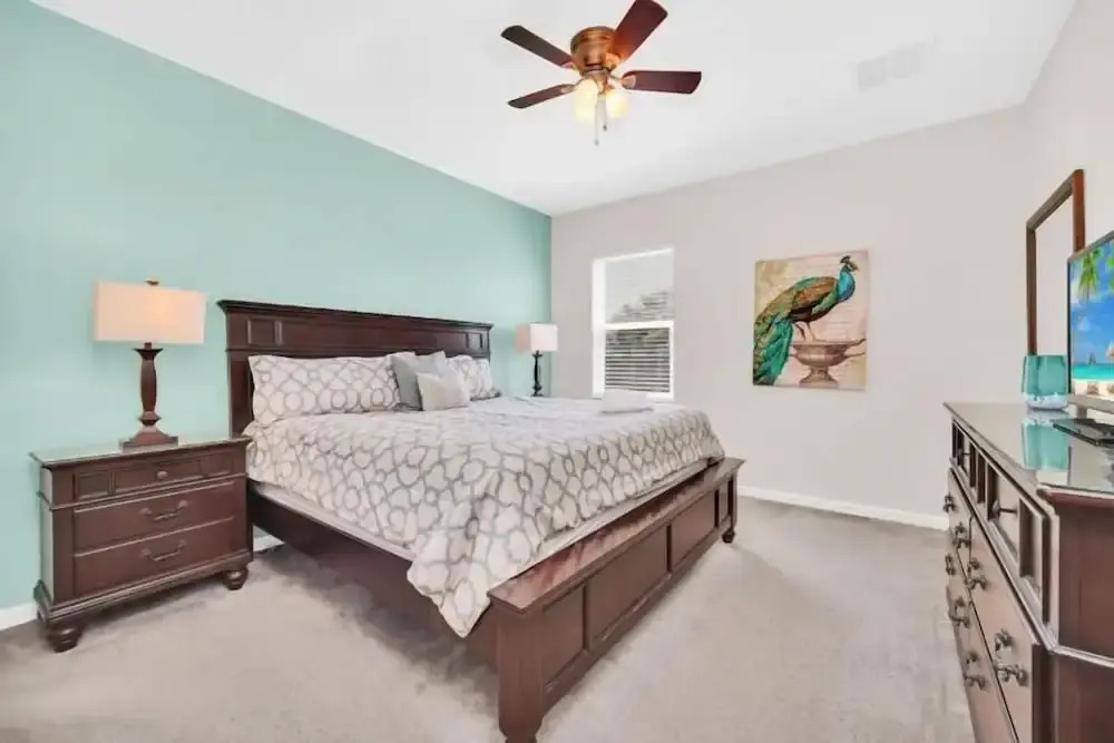 Stunner 6Br W/ South Pool, Lake View & Near Golf