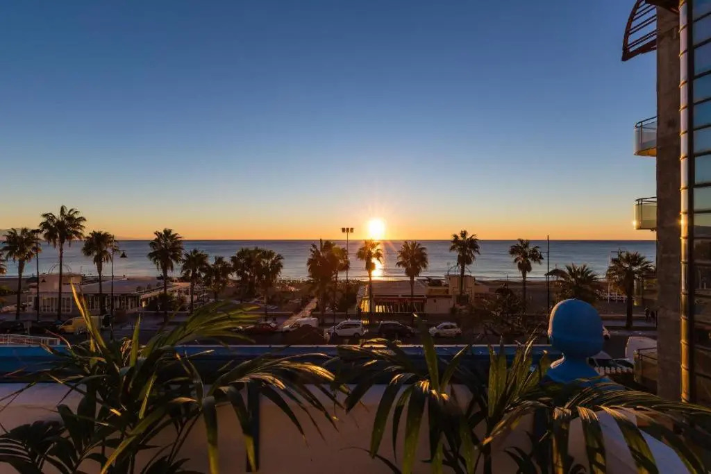 Bajondillo Beach Apartment By Torremolinos On-line