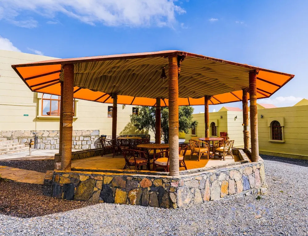 Al Hoota Rest House