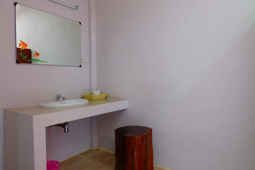 Ruan Chompoo Resort