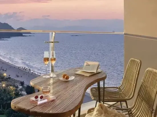 Chaoyushi Sea View Apartment