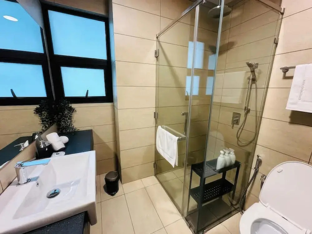 Opus KL Residences 1BR near TRX - Living Signature