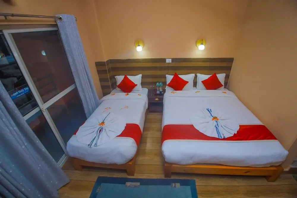 Hotel Fewa Suites