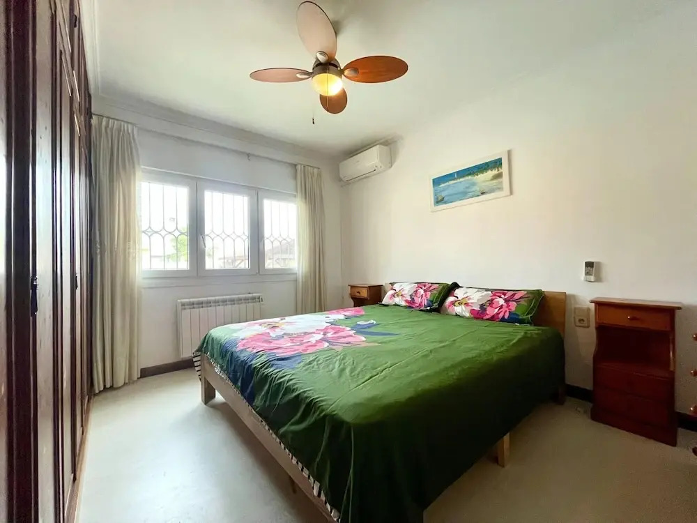 Villa in Roquetas near Beach & Pool