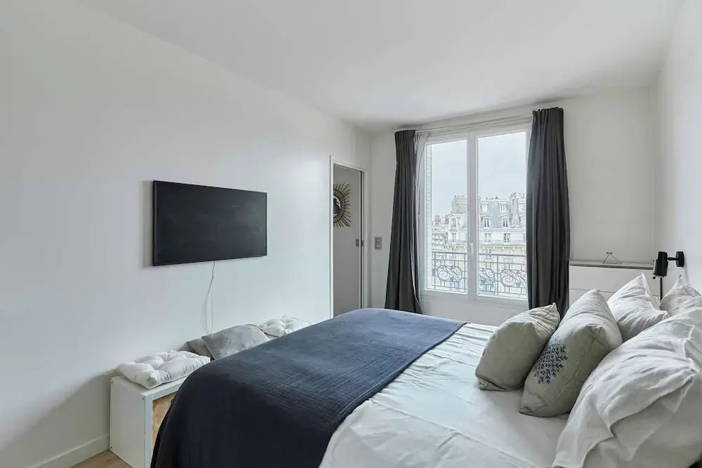 Charming Apartment 1 Bedroom Heart 16th in Paris