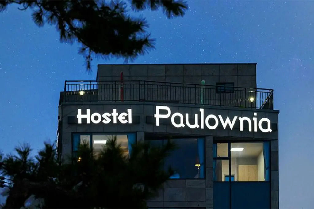 Paulownia Hostel & Guest House